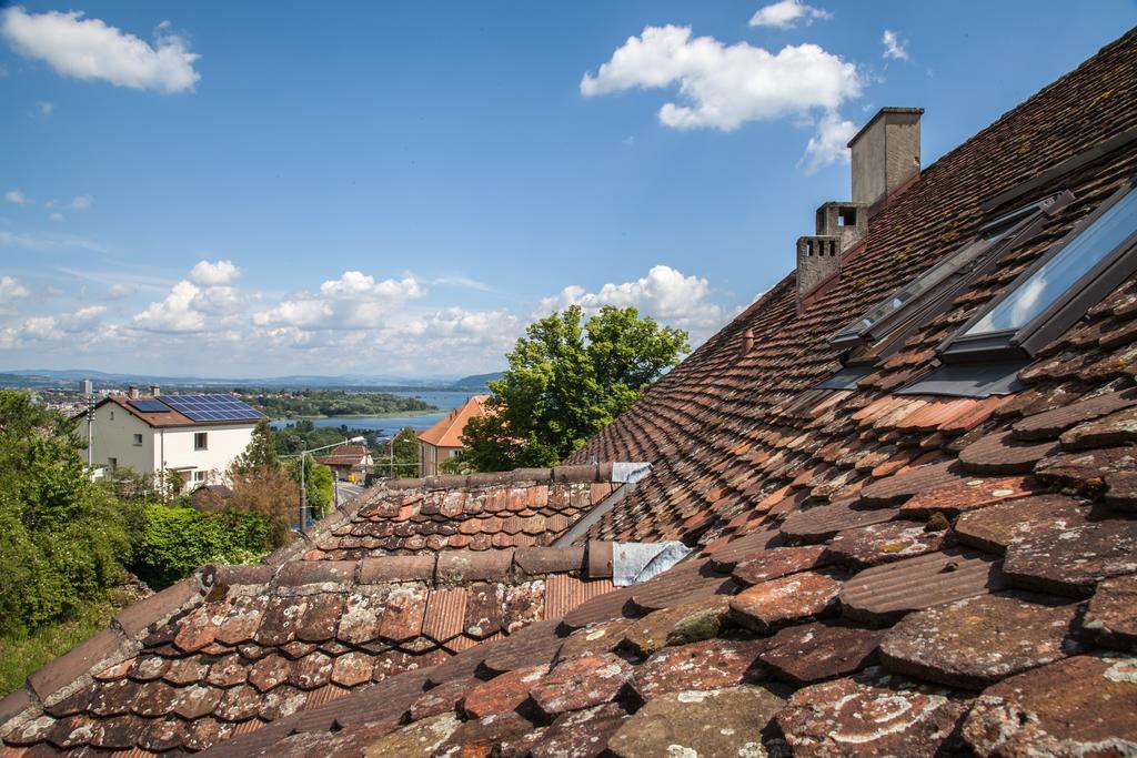 Hotel Les Vieux Toits Neuchatel Bagian luar foto
